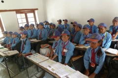 Im Klassenraum Lamdon Schule Diskit Nubratal - 2013