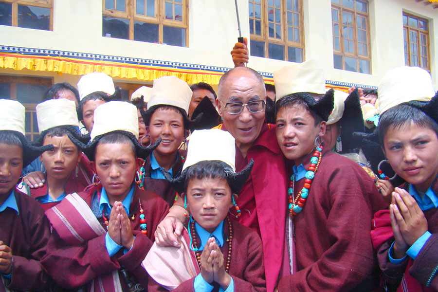 impression-nubratal-segnung-dalai-lama-2010